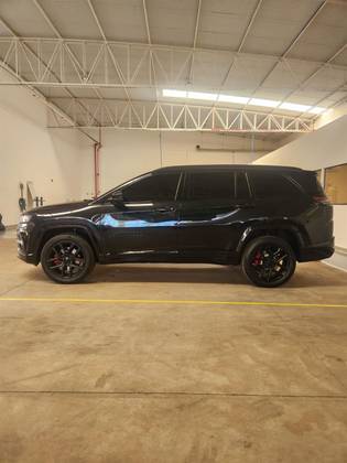 JEEP COMMANDER 2.0 HURRICANE 4 TURBO GASOLINA BLACKHAWK AT9